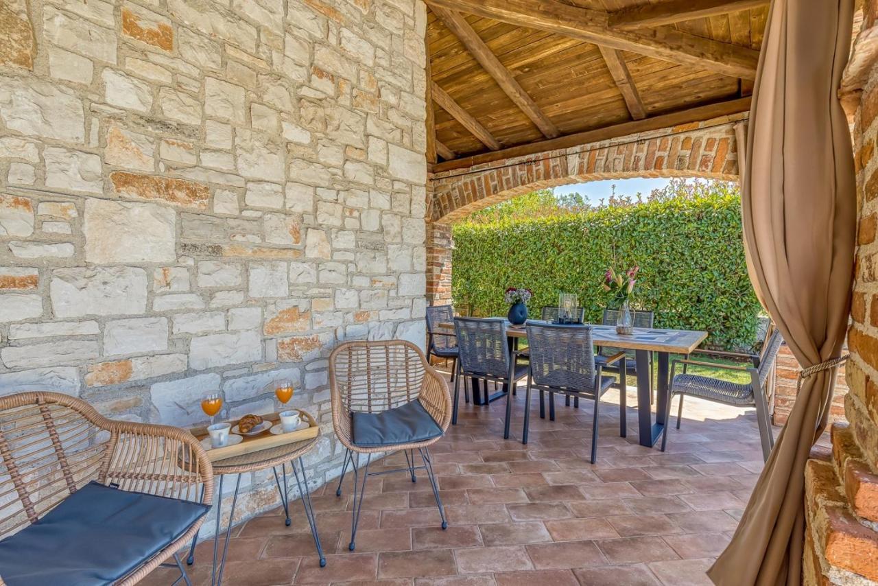 Villa Santolina Baderna Ngoại thất bức ảnh