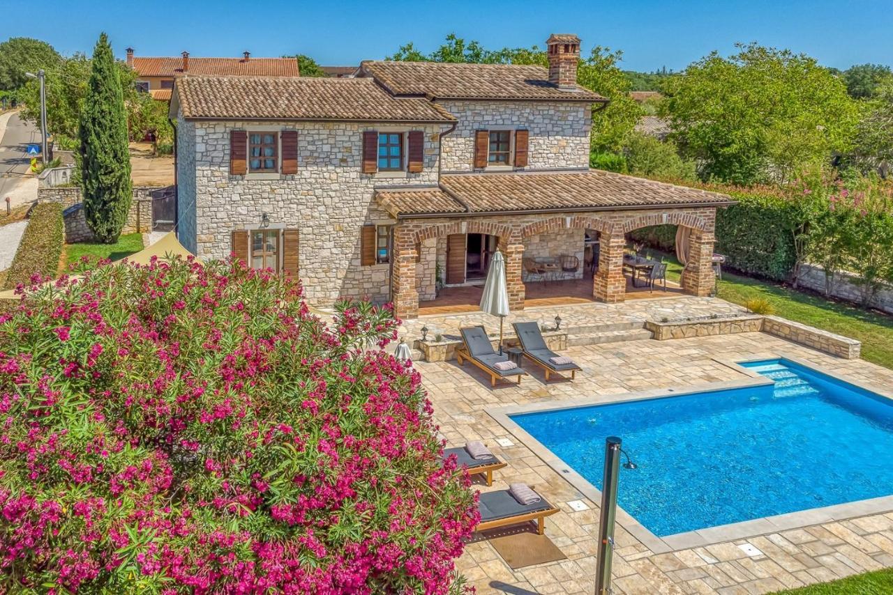 Villa Santolina Baderna Ngoại thất bức ảnh