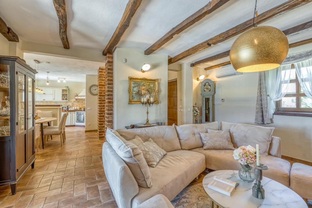 Villa Santolina Baderna Ngoại thất bức ảnh