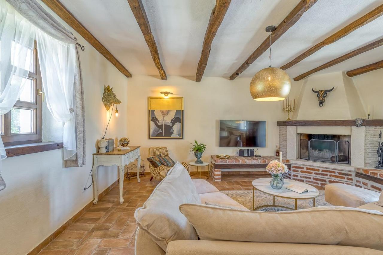 Villa Santolina Baderna Ngoại thất bức ảnh