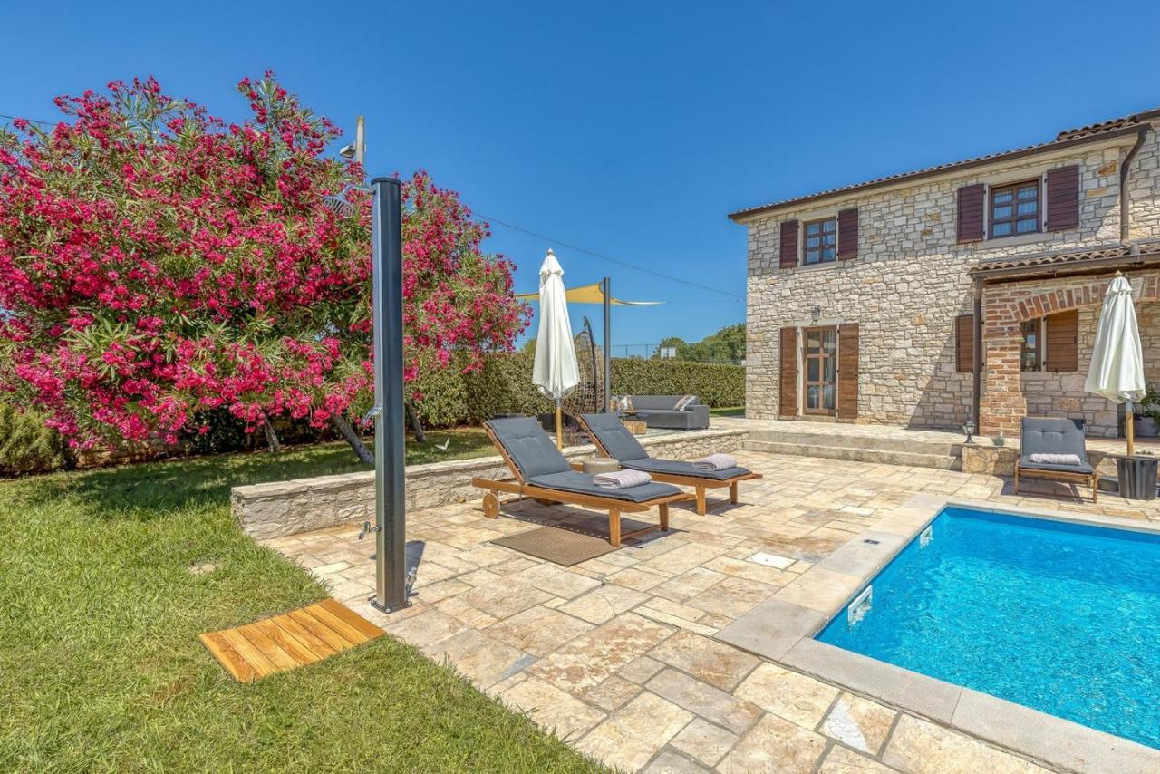 Villa Santolina Baderna Ngoại thất bức ảnh